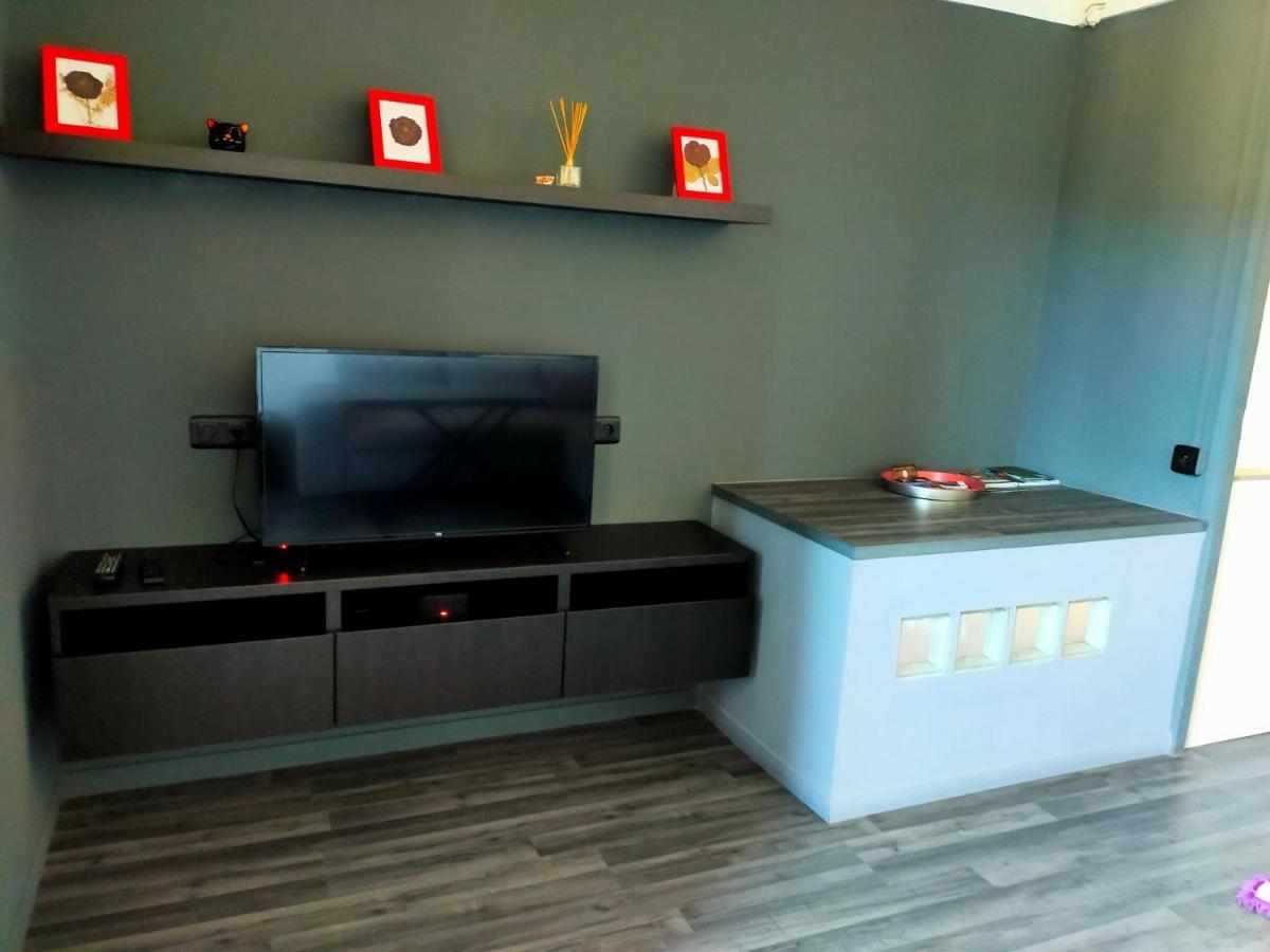 Appartement En Duplex Au 3Ieme Etage Sans Ascenseur Ιέρ Εξωτερικό φωτογραφία